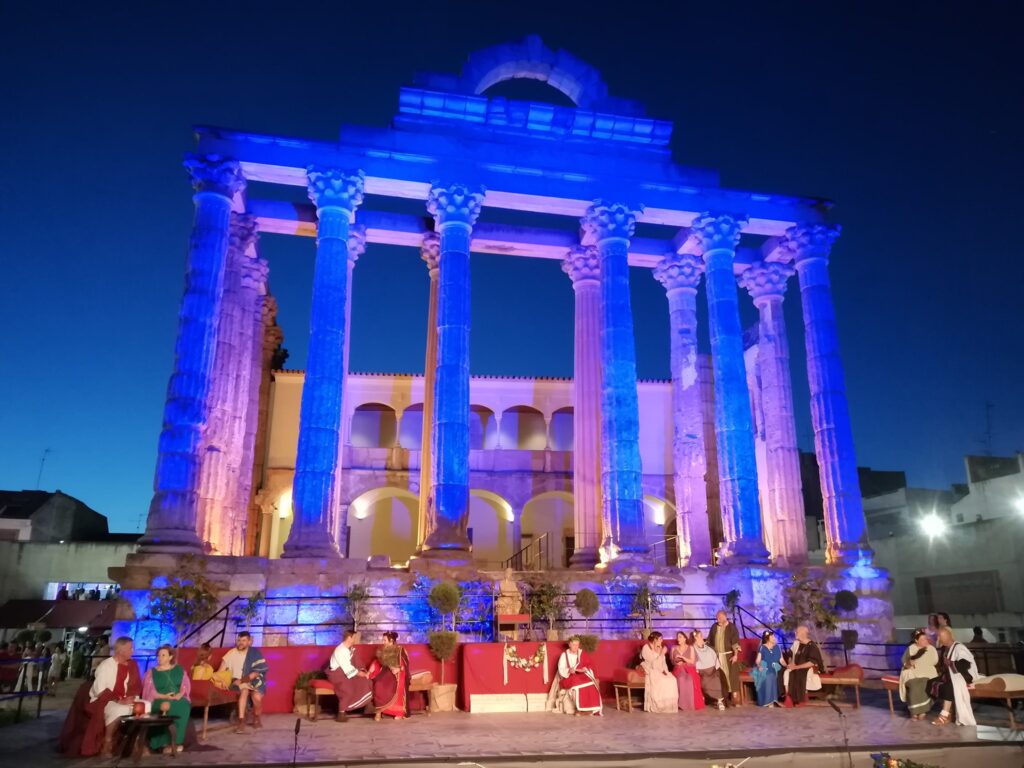 Iluminación arquitectónica en el Templo de Diana para Emérita Lúdica.